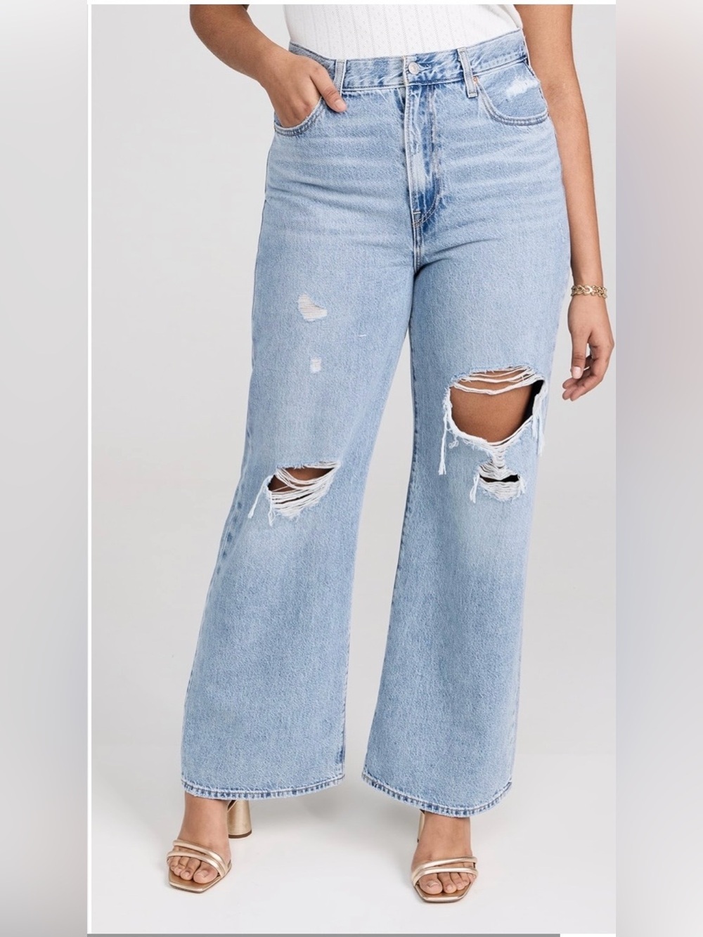 Levi’s Premium Ribcage Wide Leg Jeans, Style #LEIV21115, Size 31, NWOT